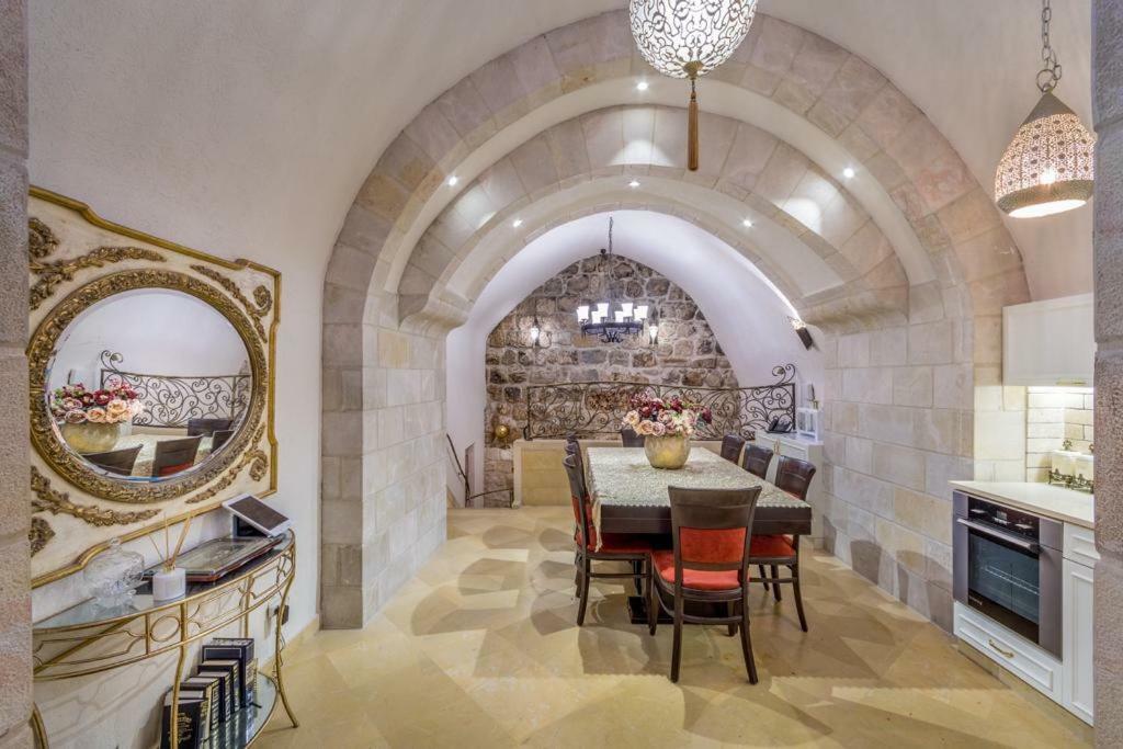Western Wall Luxury House Єрусалим Екстер'єр фото