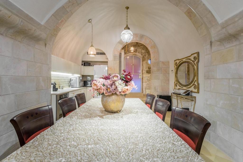 Western Wall Luxury House Єрусалим Екстер'єр фото